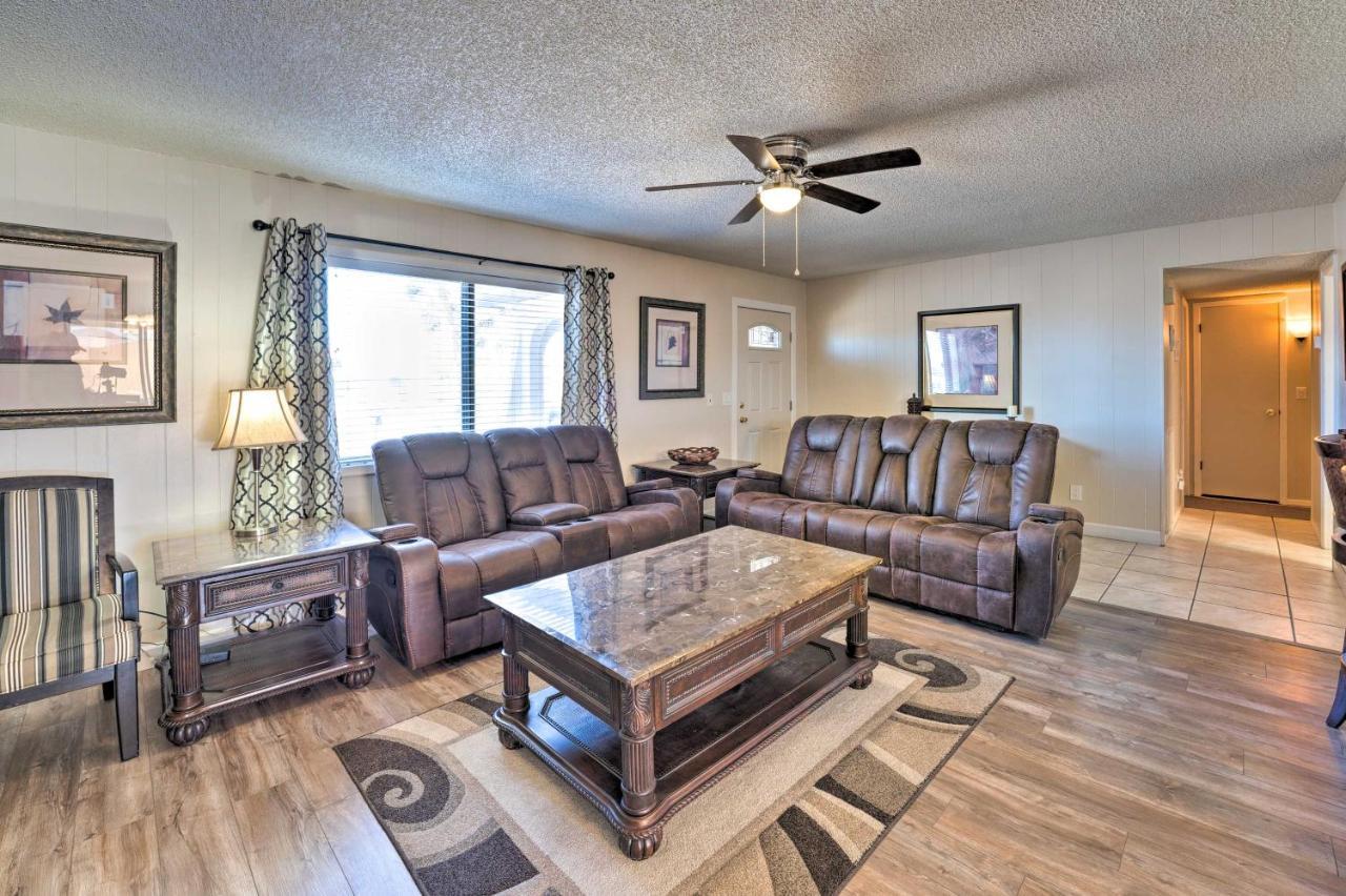 Lake Havasu Home With Pool - 2 Miles To Waterfront! Lake Havasu City Extérieur photo