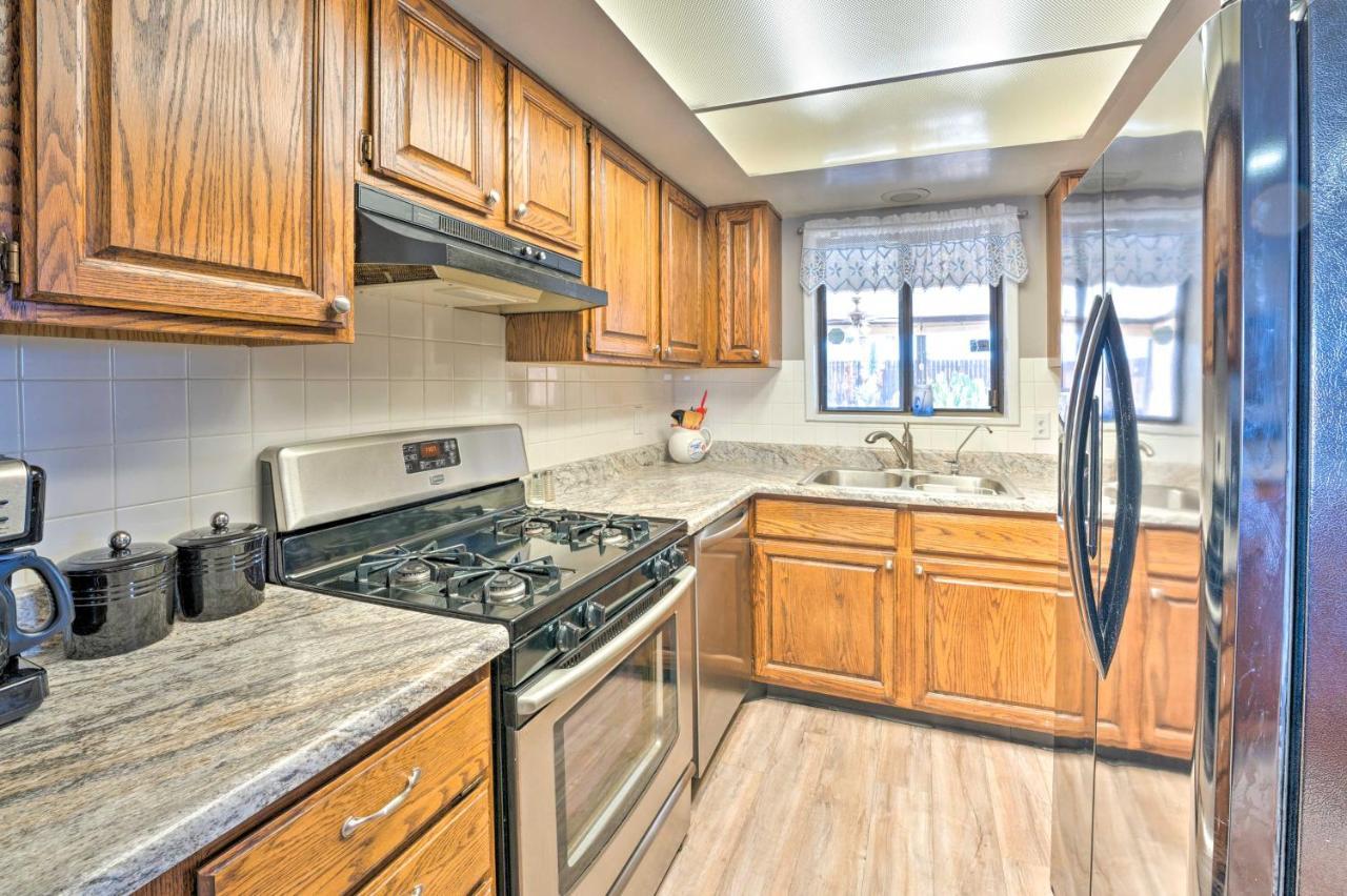 Lake Havasu Home With Pool - 2 Miles To Waterfront! Lake Havasu City Extérieur photo