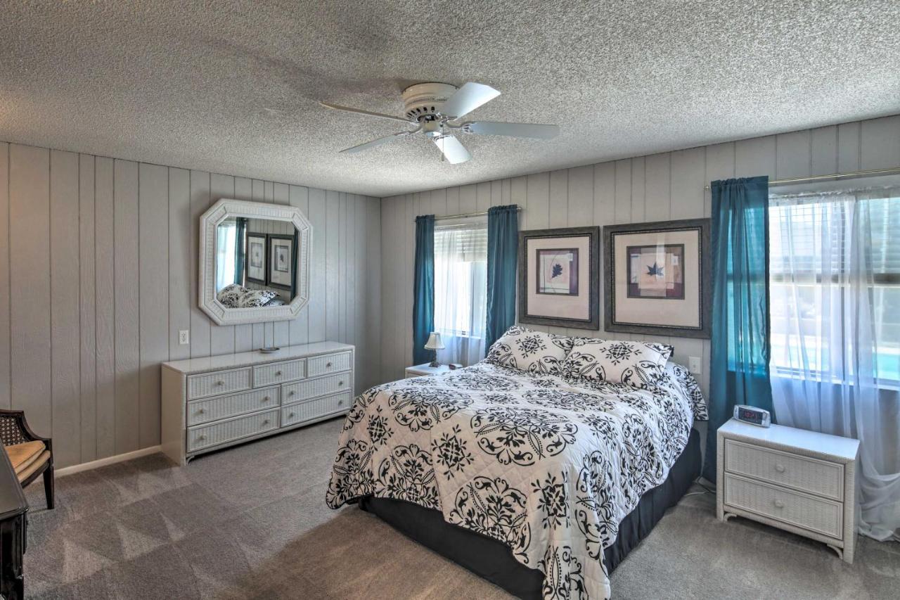 Lake Havasu Home With Pool - 2 Miles To Waterfront! Lake Havasu City Extérieur photo